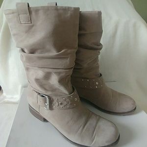 Unlisted Fabrics Boots. Taupe. Size 8.5